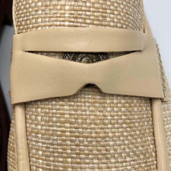 Zodiac Cream and Tan Textured Loafers - Picture 4 of 8